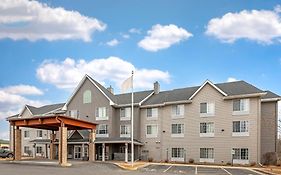 Country Inn & Suites By Radisson, West Bend, Wi